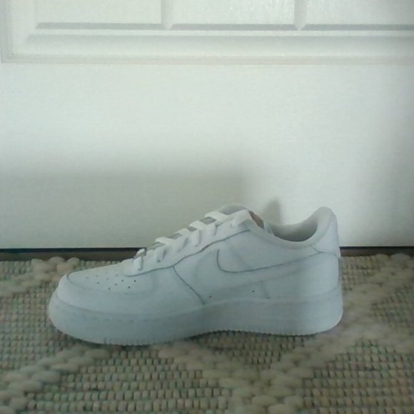 Nike Air Force 1 White (GS) 2014 - Picture 1 of 1
